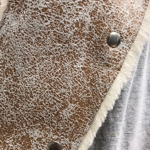 Dolce & Gabbana White Fur Coat Jacket - Picture 6 of 8